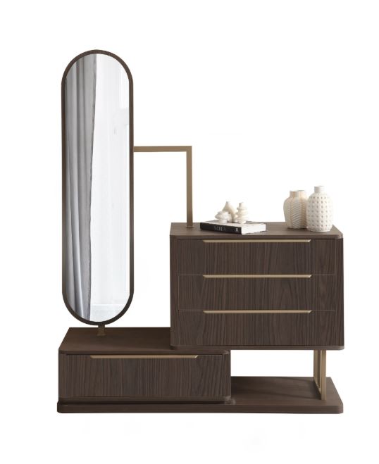 تسريحة إيفانا مع مراية باللون الكريمي