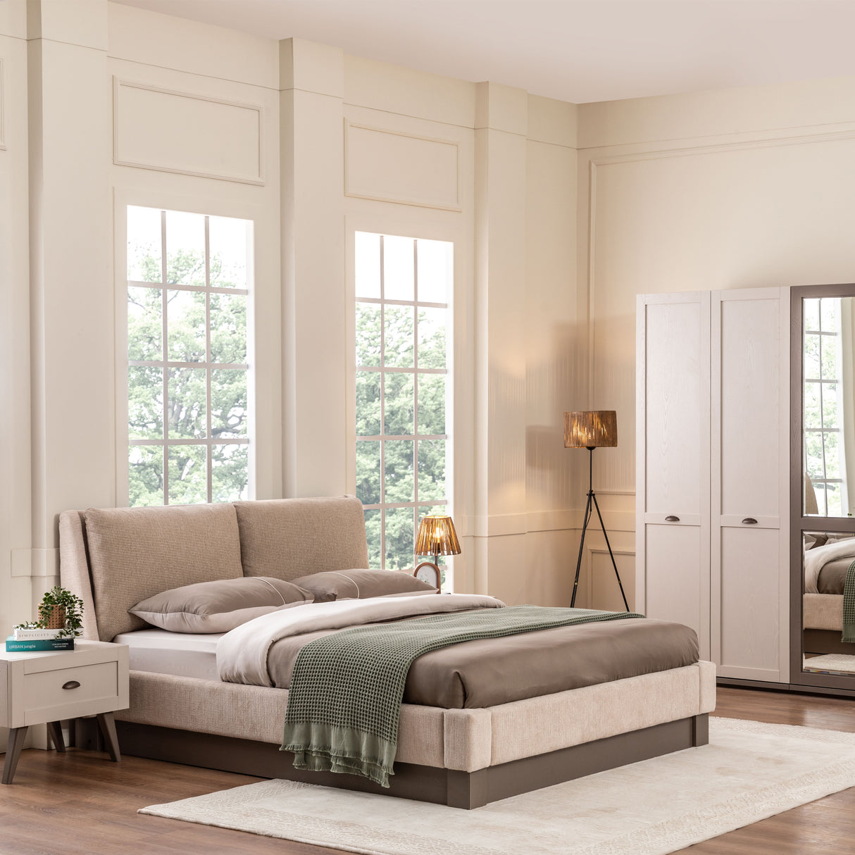 غرفة نوم موس باللون البيج