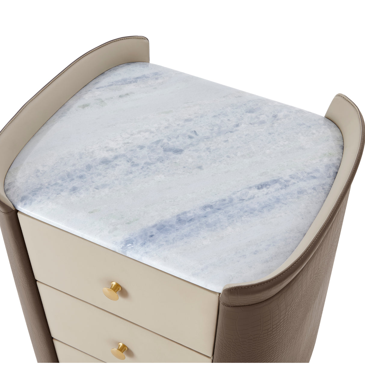 غرفة نوم نولا باللون البني