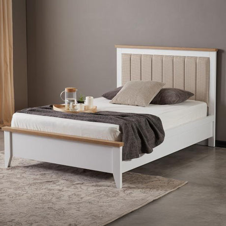 سرير لودريك باللون الأبيض والخشبي - High Point