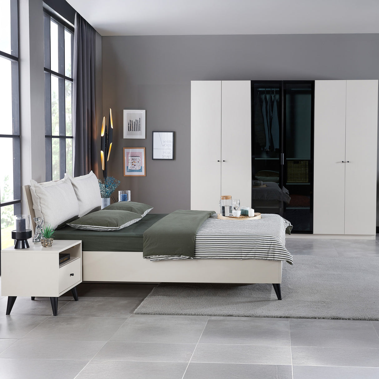 غرفة نوم لوتس باللون الكريمي