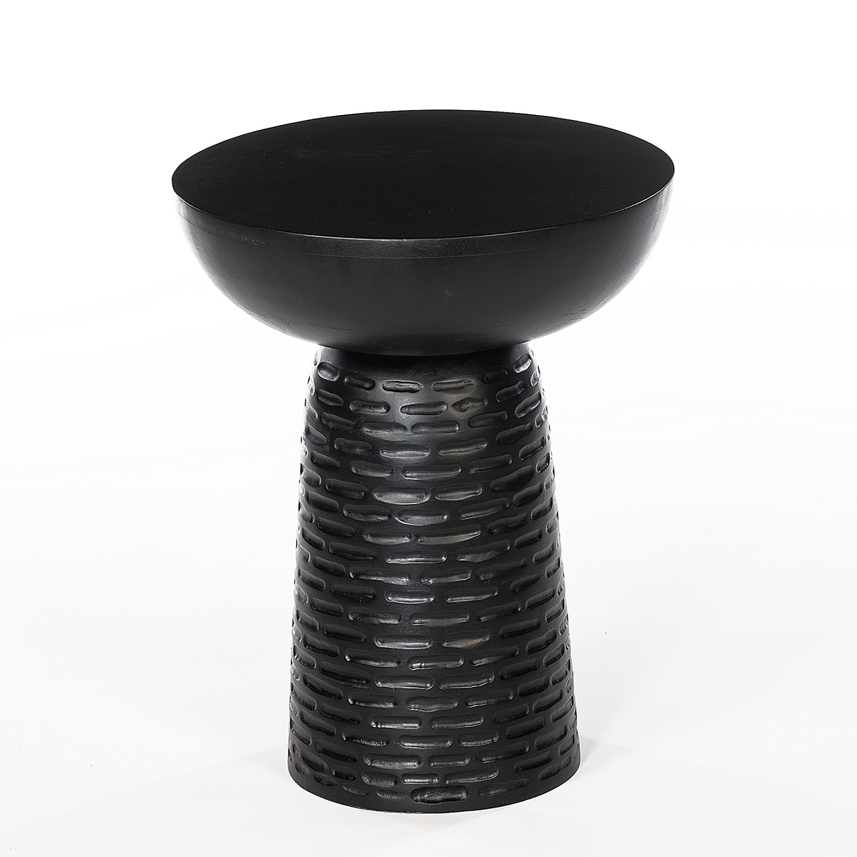 طاولة وسطية فيدار باللون الأسود