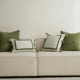 وسادة مزخرفة