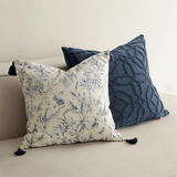 وسادة مزخرفة