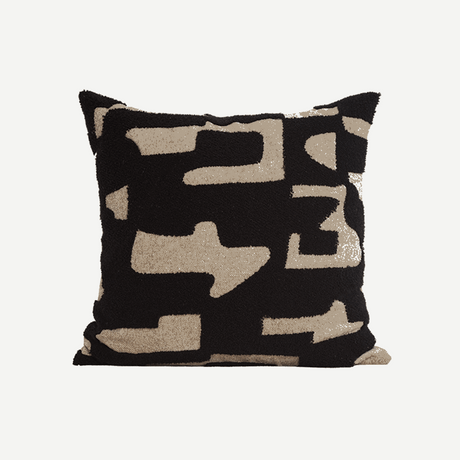 وسادة مزخرفة