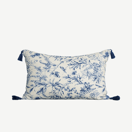 وسادة مزخرفة