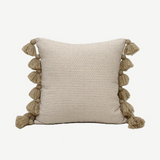 وسادة مزخرفة