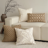 وسادة مزخرفة