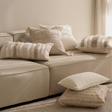 وسادة مزخرفة