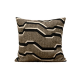 وسادة مزخرفة