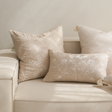 وسادة مزخرفة