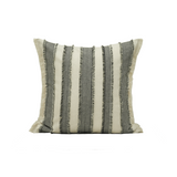 وسادة مزخرفة