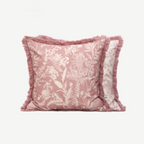 وسادة مزخرفة