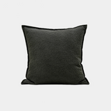 وسادة مزخرفة