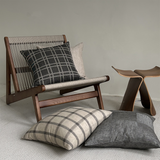 وسادة مزخرفة