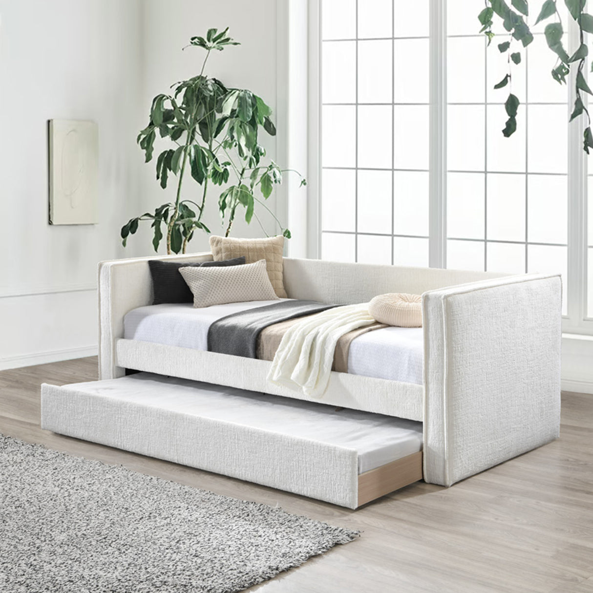 Ravan bed in gray