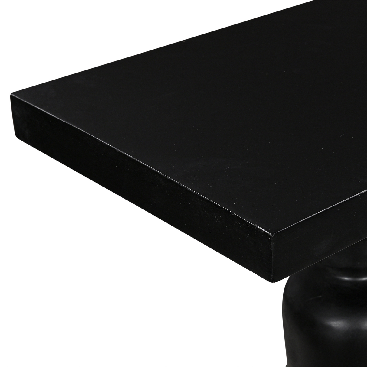 طاولة وسطية ساندو باللون الأسود