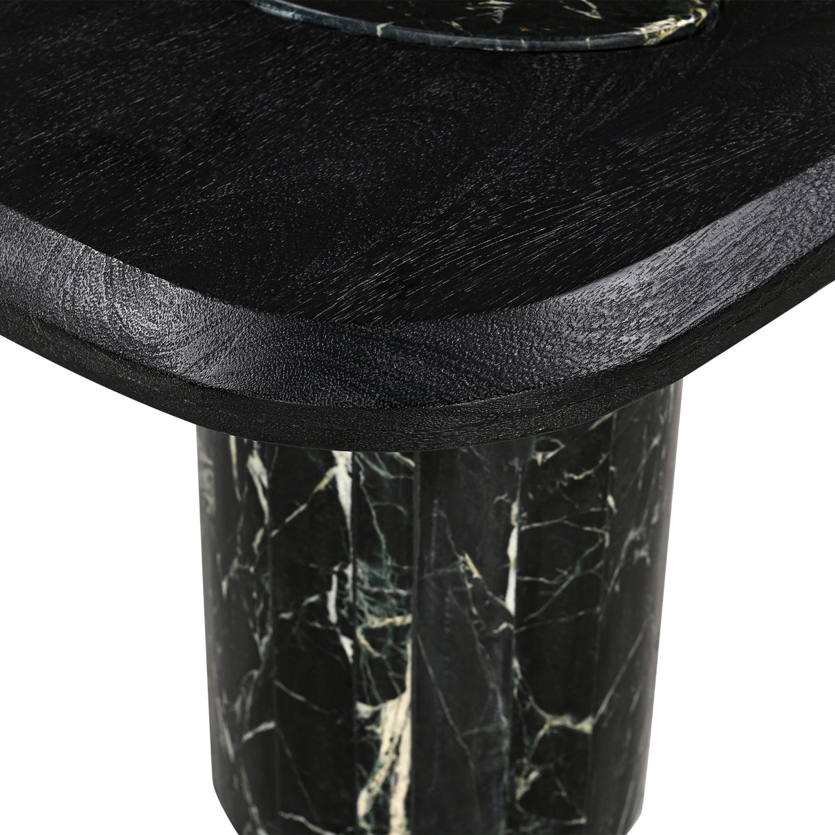 طاولة وسطية فالينسيا باللون الأسود