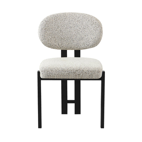 كرسي ماليس باللون الأبيض