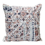 وسادة مزخرفة